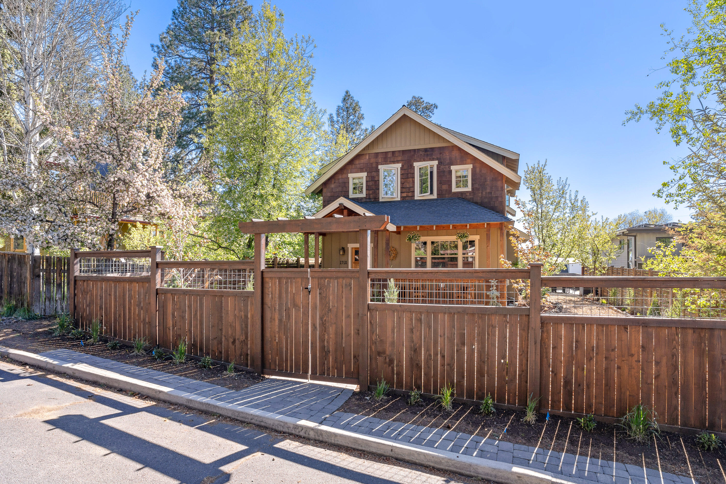 Bend View - Residential