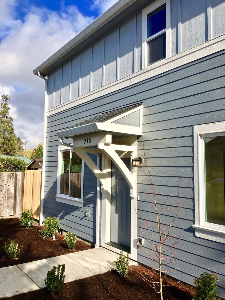 Brand new townhomes being built in downtown Phoenix. This is the only stand alone unit with no shared wall! Get it while you can! These exciting new homes are situated right in the heart of the newly redeveloped downtown area. Each home has a spacious 1336 square feet with three bedrooms and two and a half bathrooms. The downstairs has a kitchen with granite countertops, Stainless steel appliances, dining room, Living space and a half bath. Upstairs are the three bedrooms, including the master bed/bath and guest bathroom with bathtub. Modern touches in an affordable price range and built to Earth Advantage standards, you will also enjoy the energy efficiencies and green building features for many years to come. Downstairs has wood/look Vinyl laminate floors and upstairs has carpet. Forced air heating and cooling system and each unit gets two parking spots. Come and see for yourself this great new development!