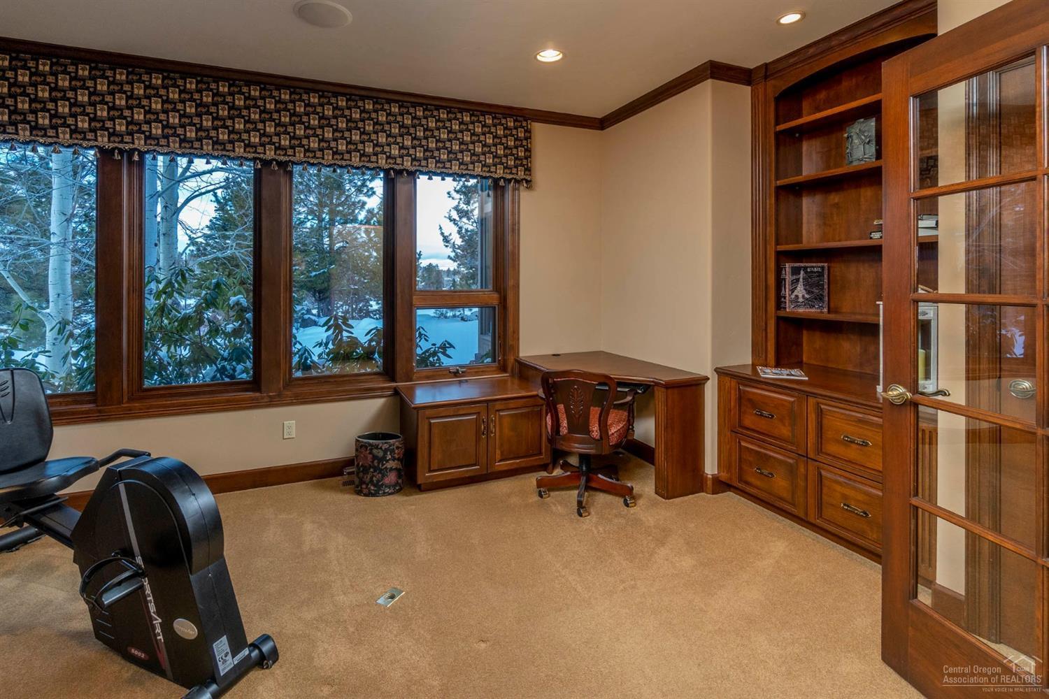 Broken Top - Residential