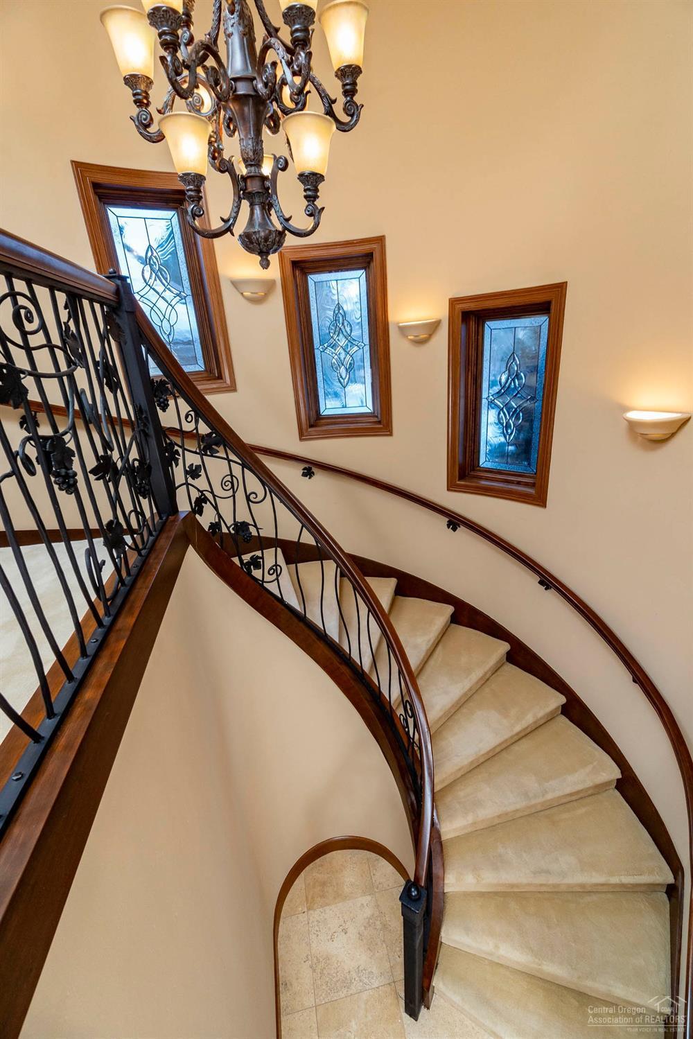 Broken Top - Residential