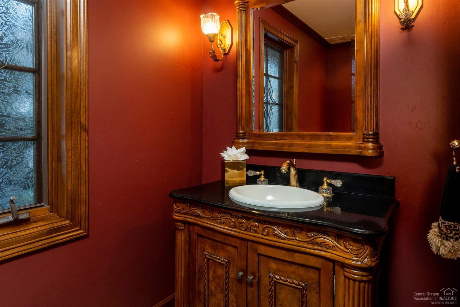 Broken Top - Residential