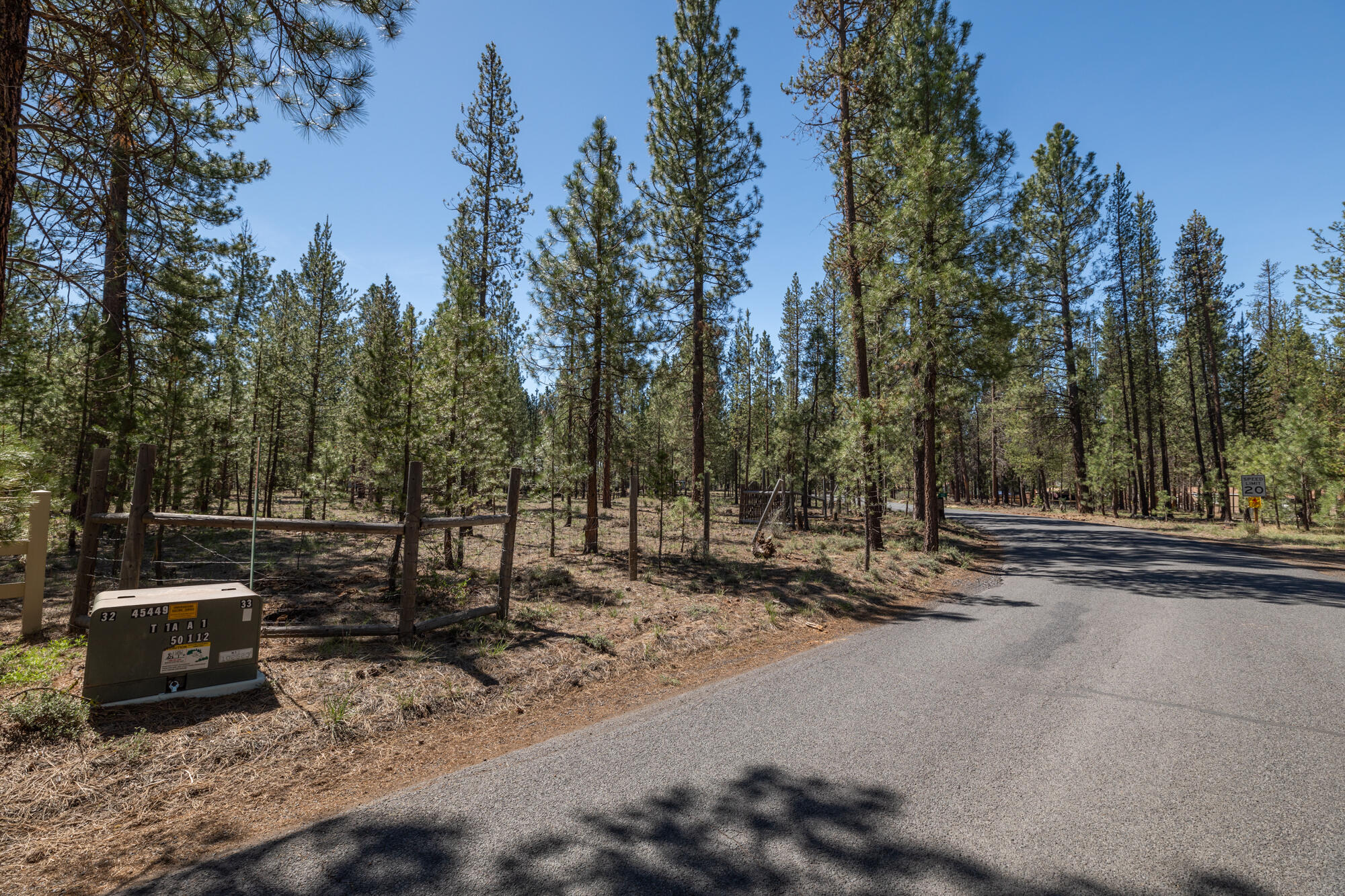 Wagon Trail Acreages - Land