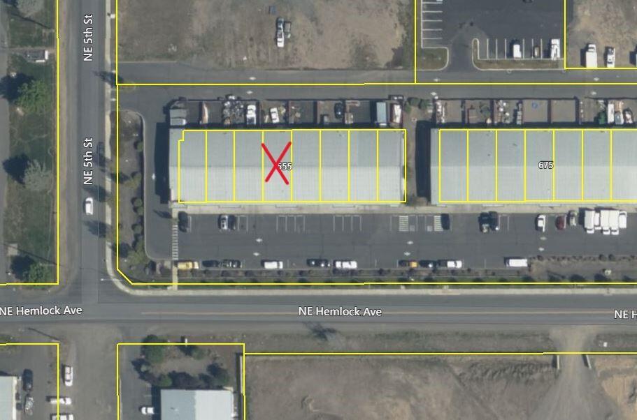 Pioneer Business Prk - Commercial Lease