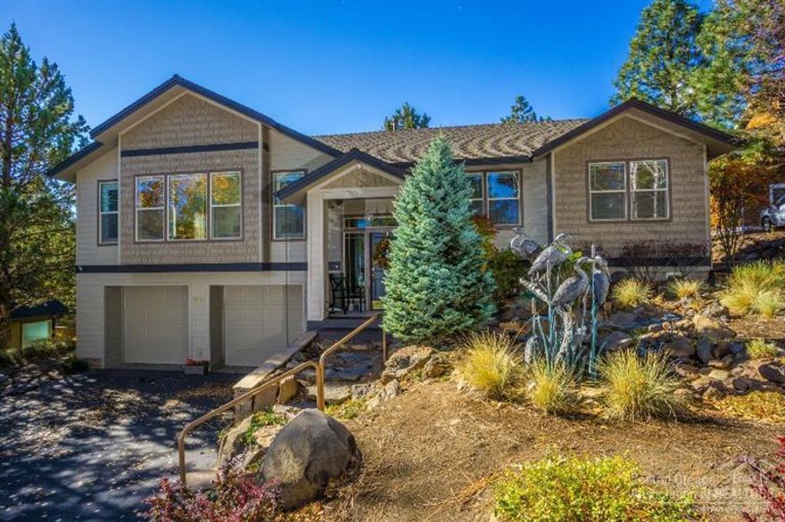 Live the Dream in Awbrey Glen, a Gated Golf Community. You don't have to be a member to live here! Wonderful Home Backing to the Common Area allows Privacy. Great Room with Vaulted Ceilings, Berber Carpet, Gas Fireplace, Custom Built-ins & Walls of Glass allowing Natural Lighting. Open Kitchen w/ Stainless Steel Appliances, Walk-in Pantry, Cabinets Galore & Views. Master Suite has Fireplace, Walk-in Closet, Dual Vanities, Sunken Tub & Separate Shower. Oversized 2 Car Garage w/ Storage & Much More!