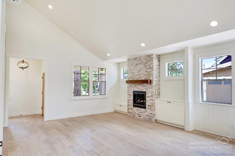 NorthWest Crossing - Residential