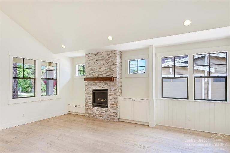 NorthWest Crossing - Residential