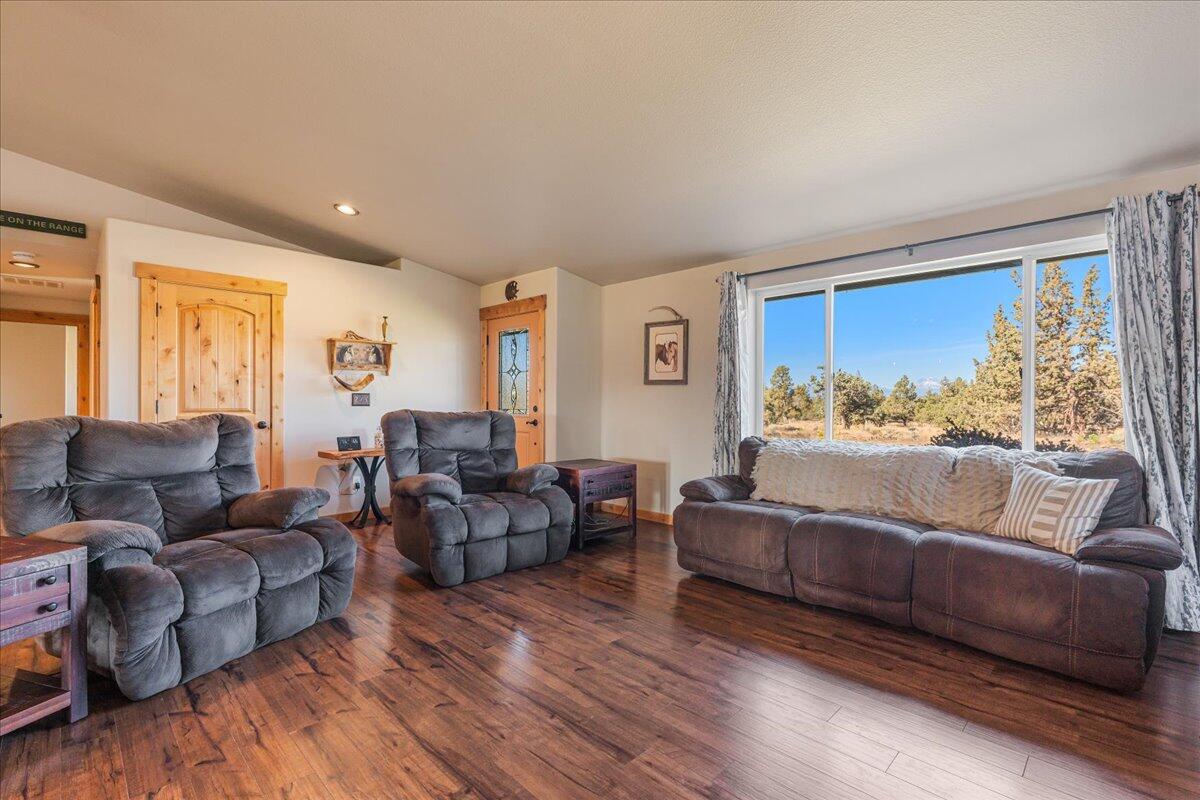 Tetherow Crossing - Residential