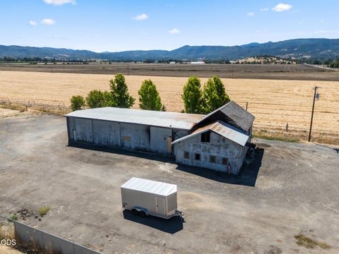 Tiny photo for 1083 Rossanley Drive, Medford, OR 97501 (MLS # 220226566)
