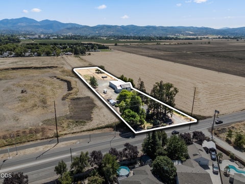 Tiny photo for 1083 Rossanley Drive, Medford, OR 97501 (MLS # 220226566)