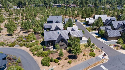 Tiny photo for 19352 Blue Bucket Lane, Bend, OR 97702 (MLS # 220224319)