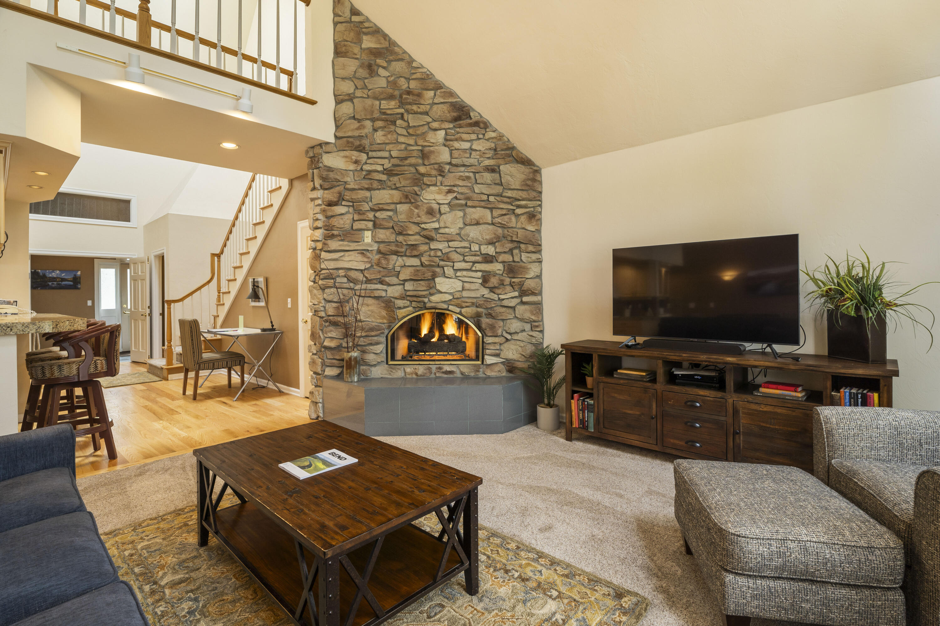 StoneTH - Residential