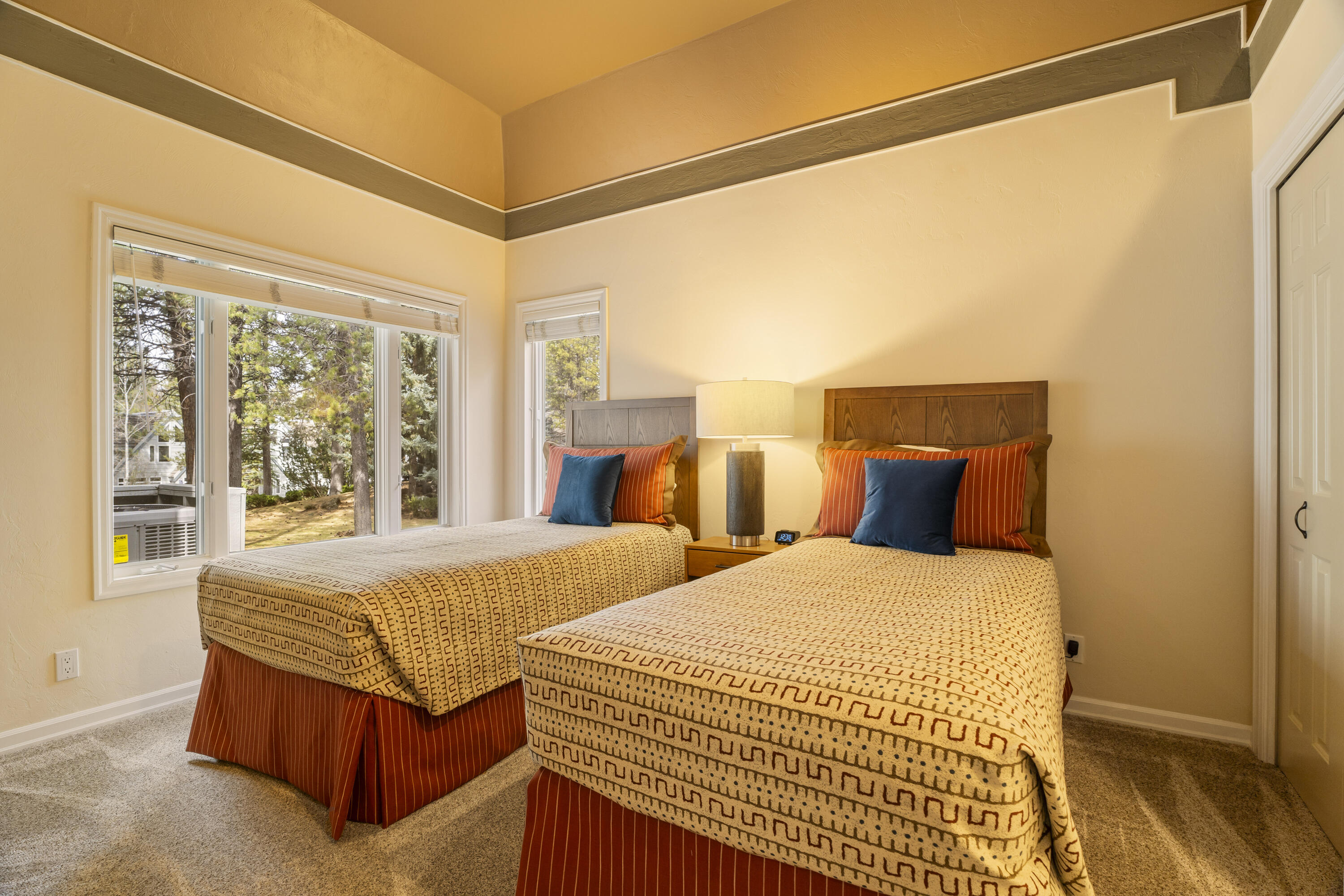 StoneTH - Residential