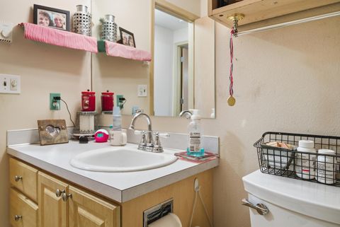 Tiny photo for 306 SE 8th Street, Madras, OR 97741 (MLS # 220217248)