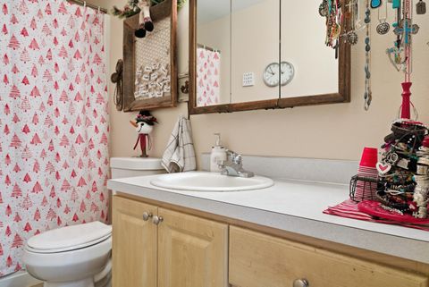 Tiny photo for 306 SE 8th Street, Madras, OR 97741 (MLS # 220217248)