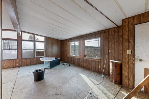 Tiny photo for 23326 Forbes Road, Sprague River, OR 97639 (MLS # 220214334)