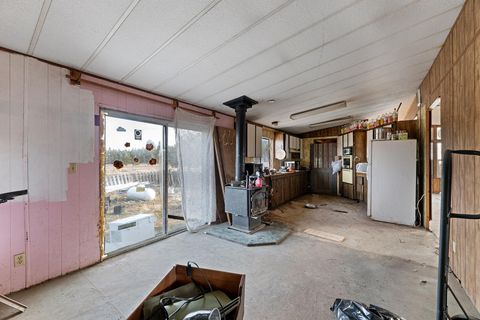 Tiny photo for 23326 Forbes Road, Sprague River, OR 97639 (MLS # 220214334)