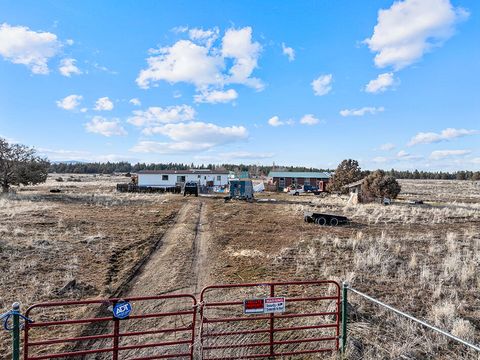 Tiny photo for 23326 Forbes Road, Sprague River, OR 97639 (MLS # 220214334)