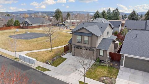 Tiny photo for 1062 NE Steins Pillar Drive, Prineville, OR 97754 (MLS # 220216977)