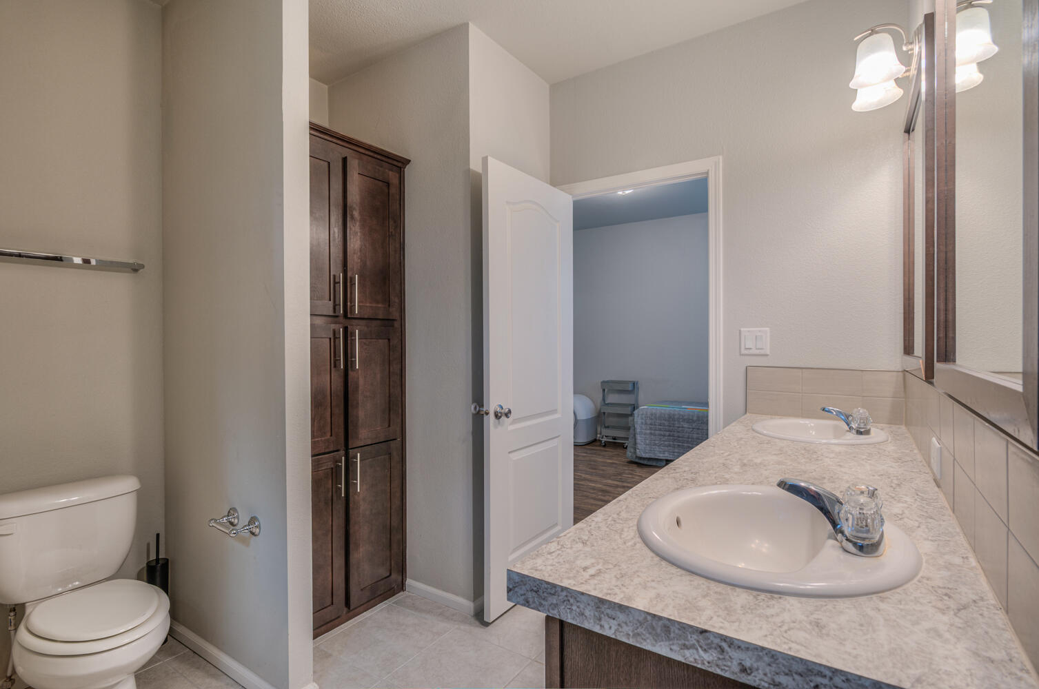 Romaine Village - Residential