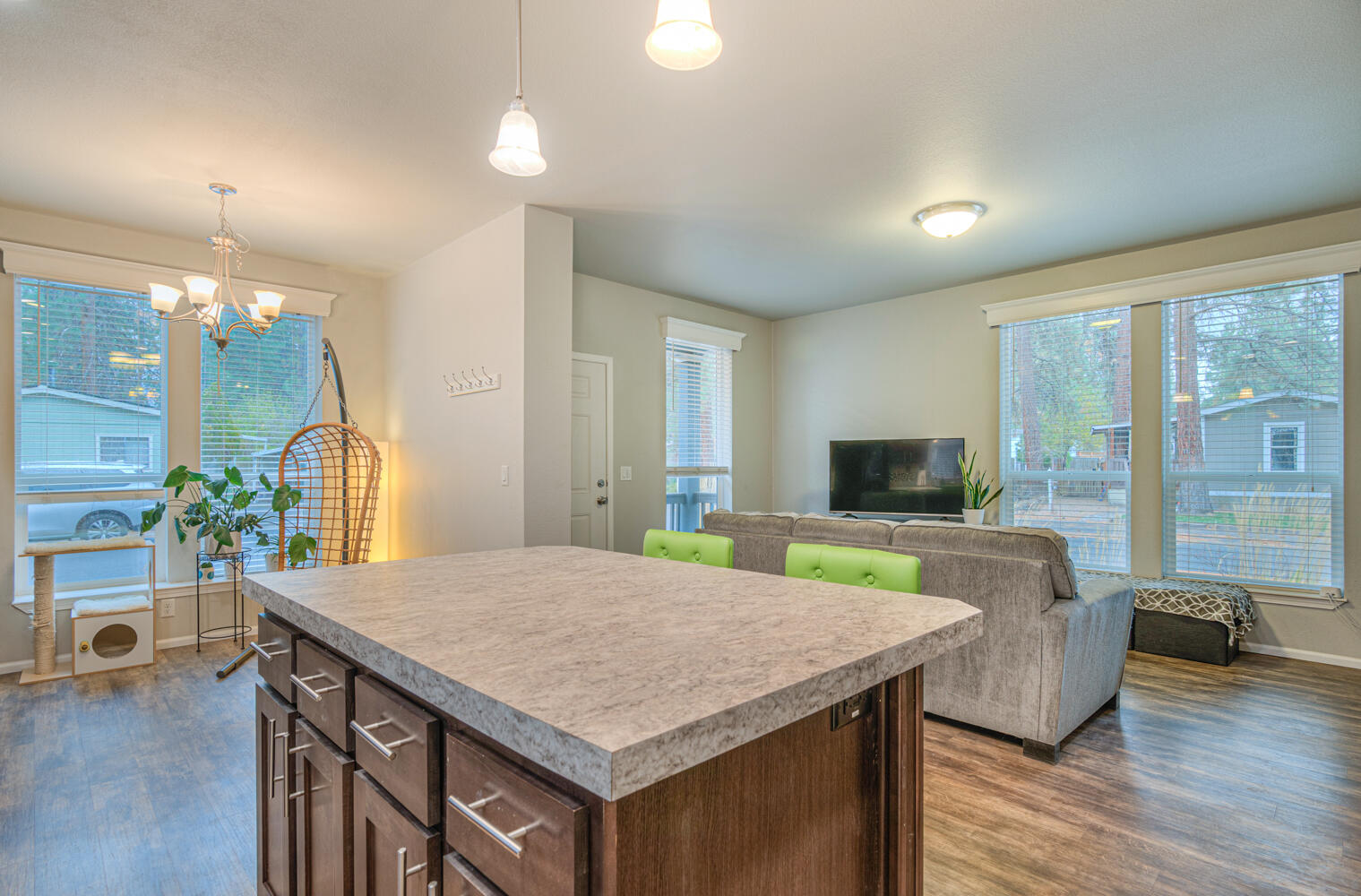 Romaine Village - Residential