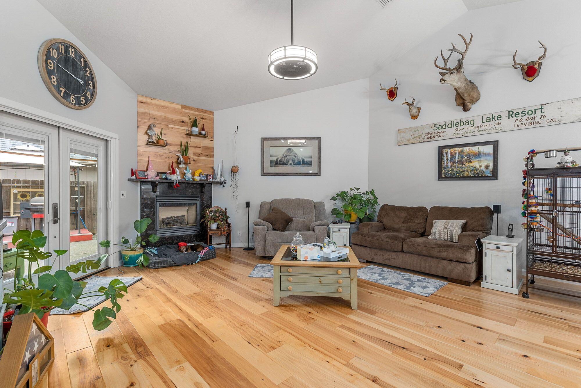 Lynne Anne Estate - Residential