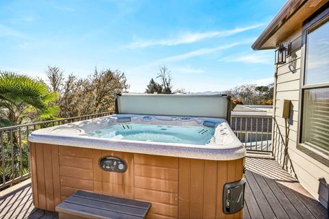 Tiny photo for 3874 Cherry Lane, Medford, OR 97504 (MLS # 220217422)