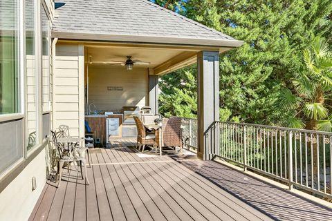 Tiny photo for 3874 Cherry Lane, Medford, OR 97504 (MLS # 220217422)