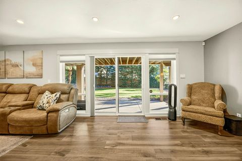 Tiny photo for 3874 Cherry Lane, Medford, OR 97504 (MLS # 220217422)