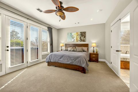 Tiny photo for 3874 Cherry Lane, Medford, OR 97504 (MLS # 220217422)