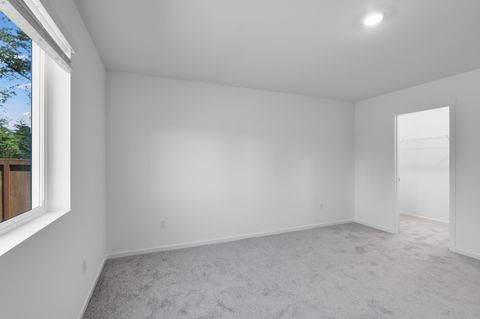 Tiny photo for 51789 Jubilee Pine Dr Pne, La Pine, OR 97739 (MLS # 220209772)