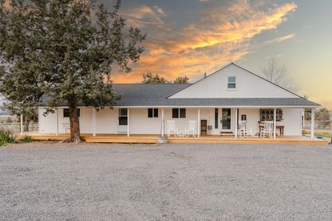 9740 SW Willard Road Bend OR 97701