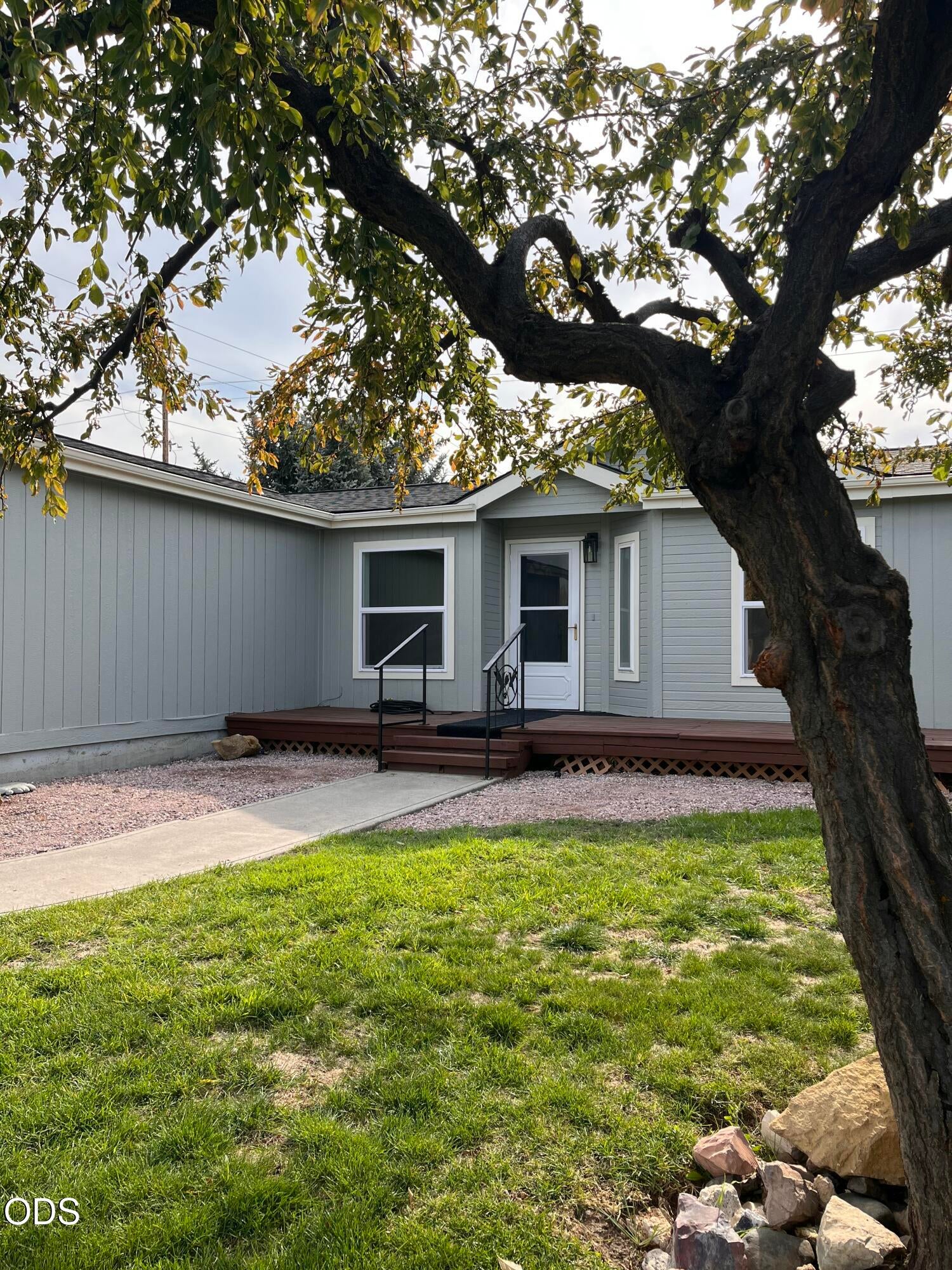 1630 NE 6TH Street