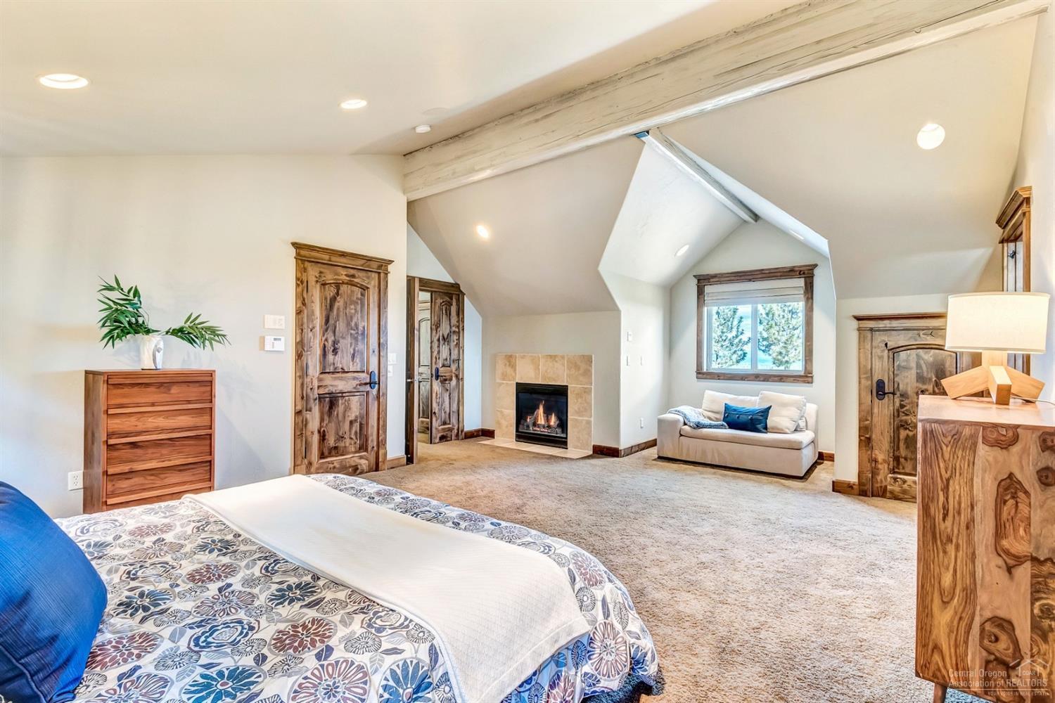 Saddleback - Residential