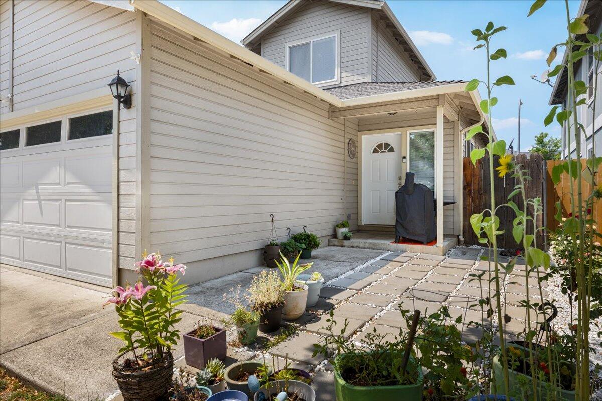 Mountain Gate Village - Residential