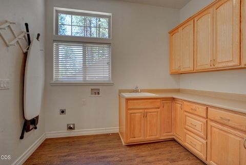 Tiny photo for 188 Verde Lane, Merlin, OR 97532 (MLS # 220225393)