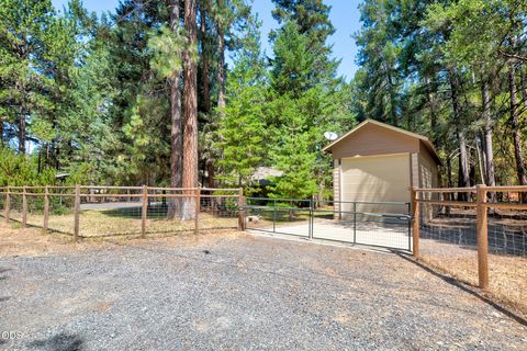 Tiny photo for 188 Verde Lane, Merlin, OR 97532 (MLS # 220225393)
