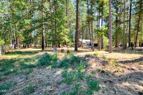 Tiny photo for 188 Verde Lane, Merlin, OR 97532 (MLS # 220225393)