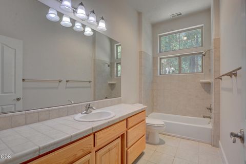 Tiny photo for 188 Verde Lane, Merlin, OR 97532 (MLS # 220225393)