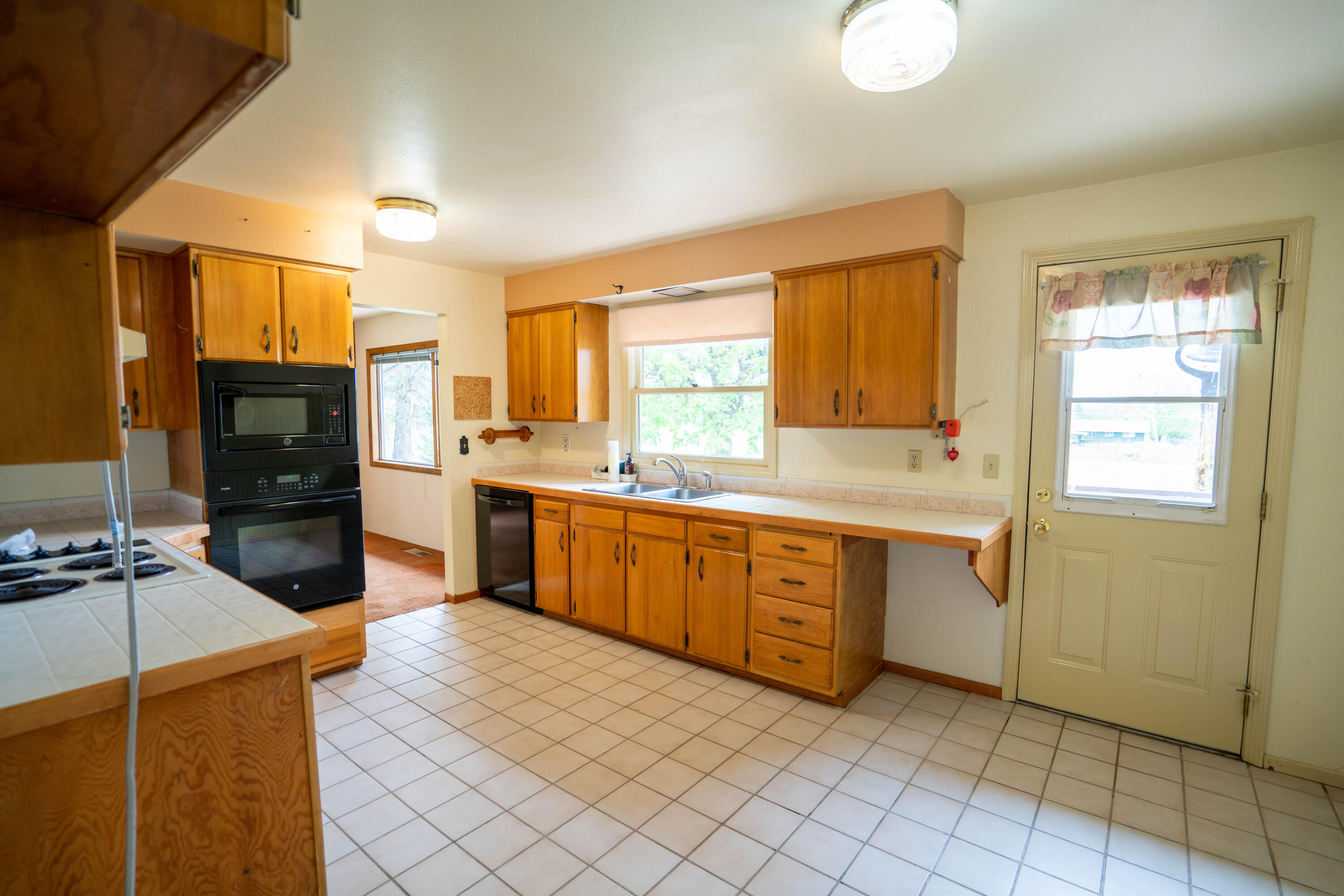 Howells River Rim - Residential
