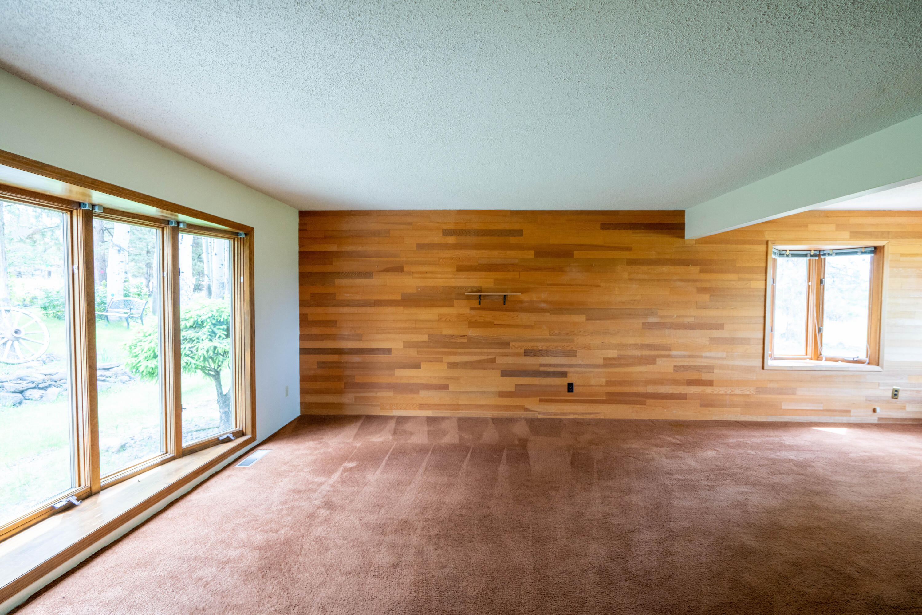 Howells River Rim - Residential