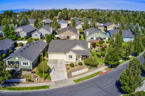 Tiny photo for 3633 SW 29th Street, Redmond, OR 97756 (MLS # 220224598)