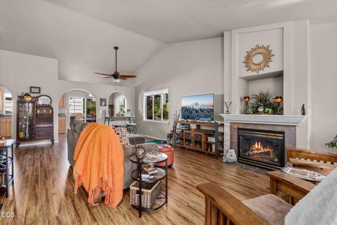 Tiny photo for 3633 SW 29th Street, Redmond, OR 97756 (MLS # 220224598)