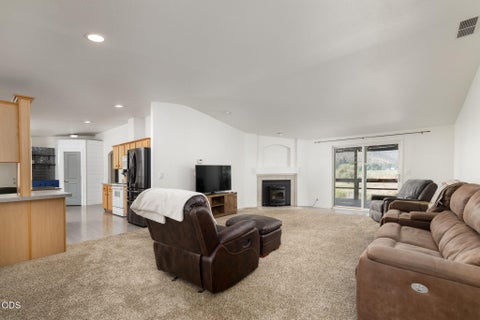 Tiny photo for 721 S Main Street, Prineville, OR 97754 (MLS # 220226629)