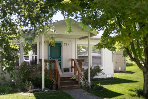Tiny photo for 721 S Main Street, Prineville, OR 97754 (MLS # 220226629)
