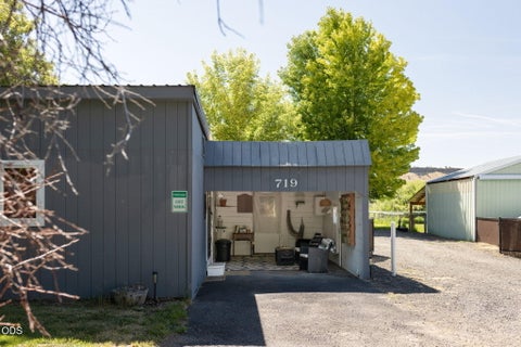 Tiny photo for 721 S Main Street, Prineville, OR 97754 (MLS # 220226629)