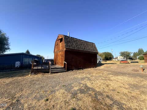 Photo of 204 C AVE, Seneca, OR 97873 (MLS # 220227335)