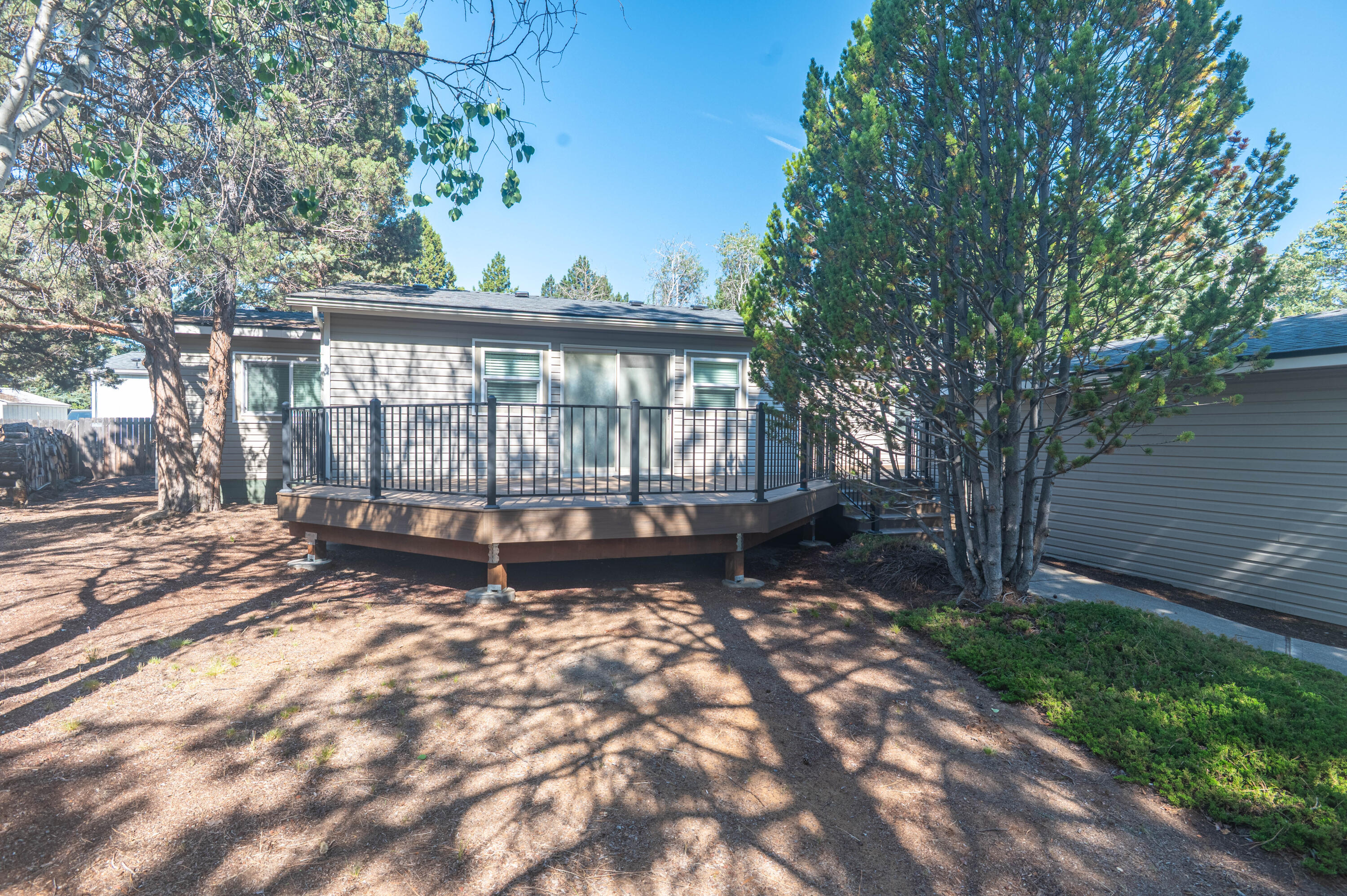 1033 SE Laurelwood Place