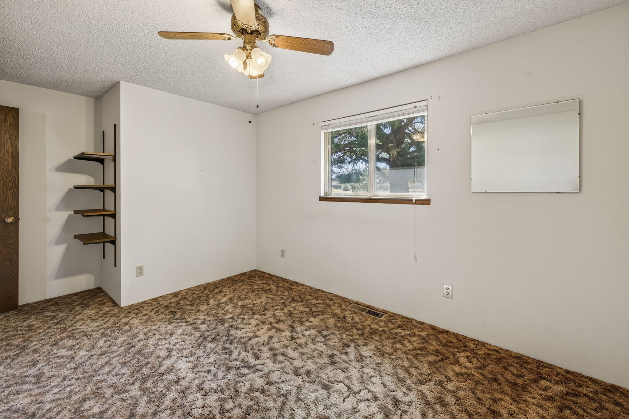 Madras Ranchos - Residential