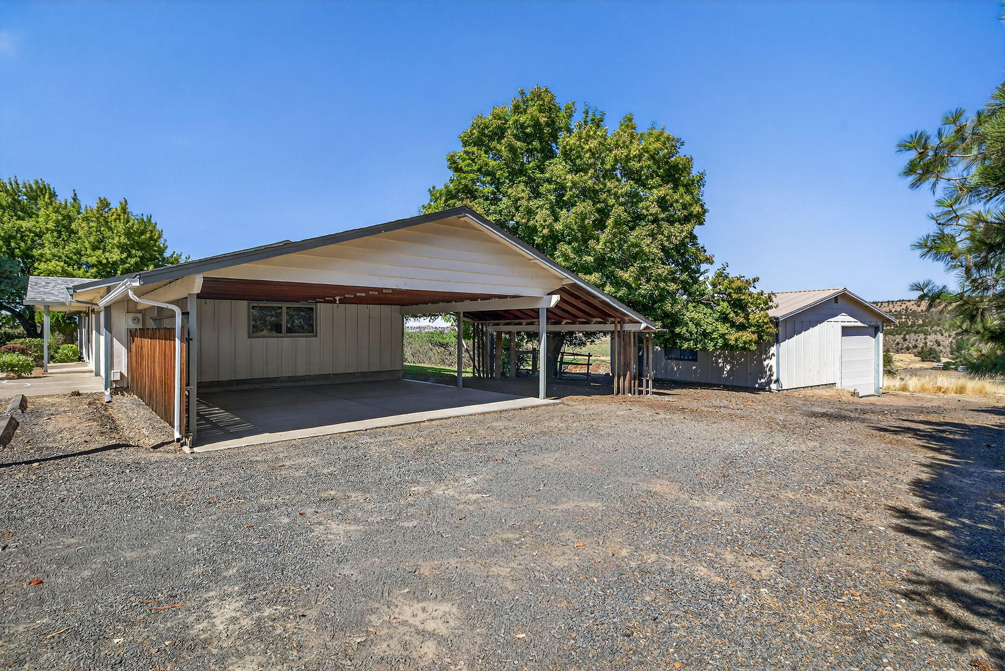 Madras Ranchos - Residential