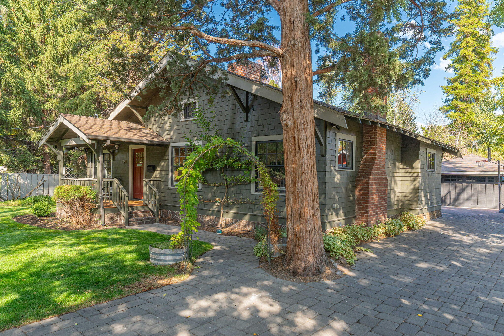 Pinelyn Park - Residential